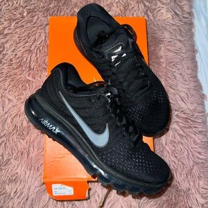 2017 Nike All black Air Max